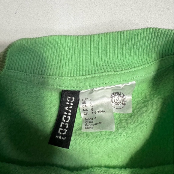 H&M Mint Green Grateful Dead Sweatshirt - Picture 3 of 6